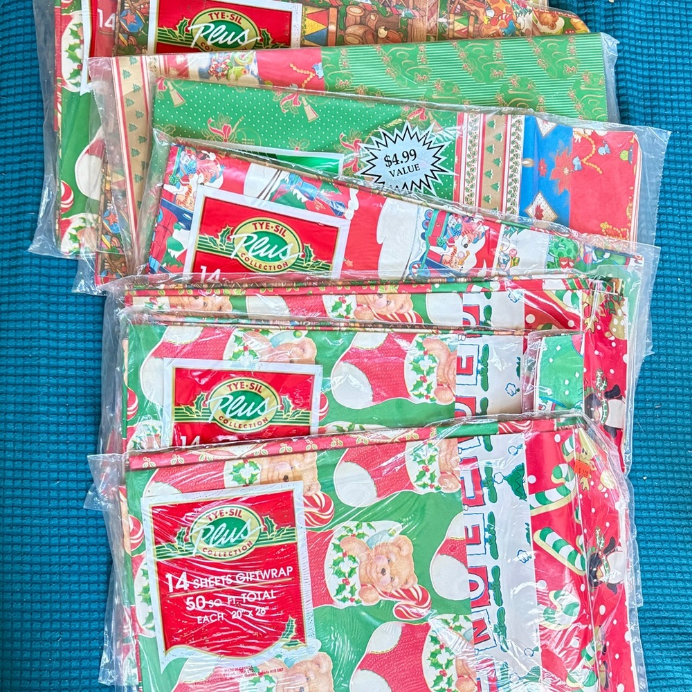 NWT TYE-SIL PLUS VINTAGE COLLECTION GIFT-WRAP SHEETS NEW IN PLASTC